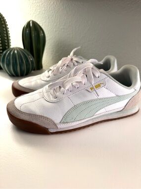 Puma White & Light Green Roma Sneakers for Women